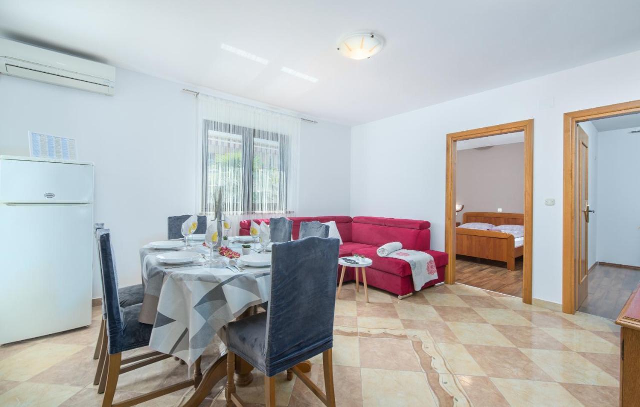 Apartmani Lorena Poreč Eksteriør bilde
