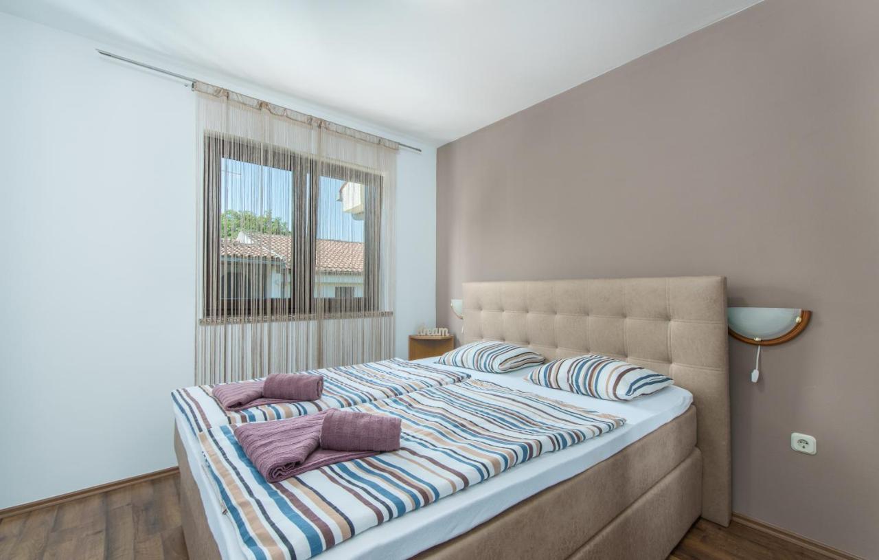 Apartmani Lorena Poreč Eksteriør bilde