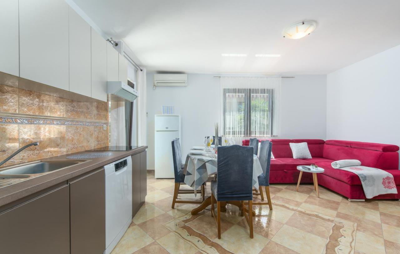 Apartmani Lorena Poreč Eksteriør bilde